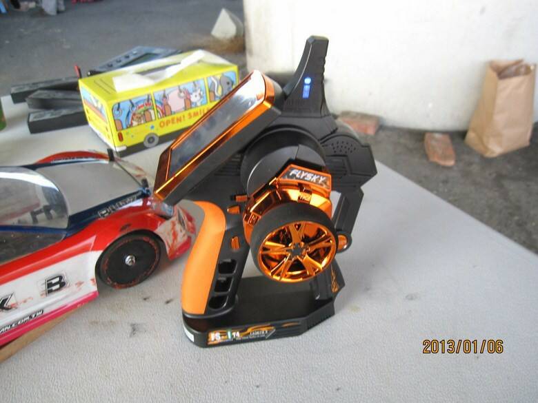 新科技--搖控手機