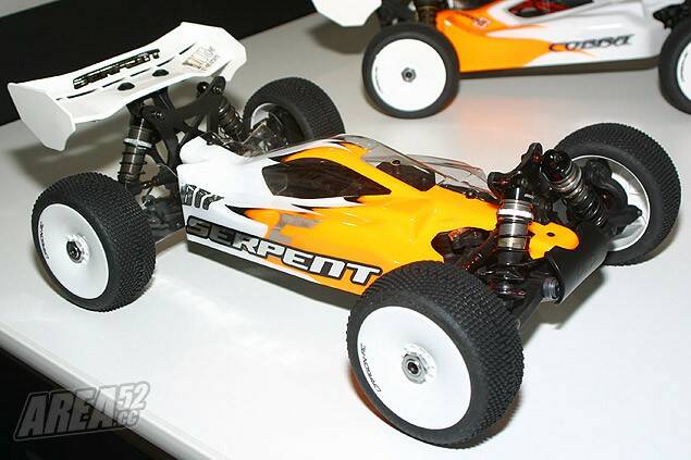 Serpent-S811-V2-1.jpg
