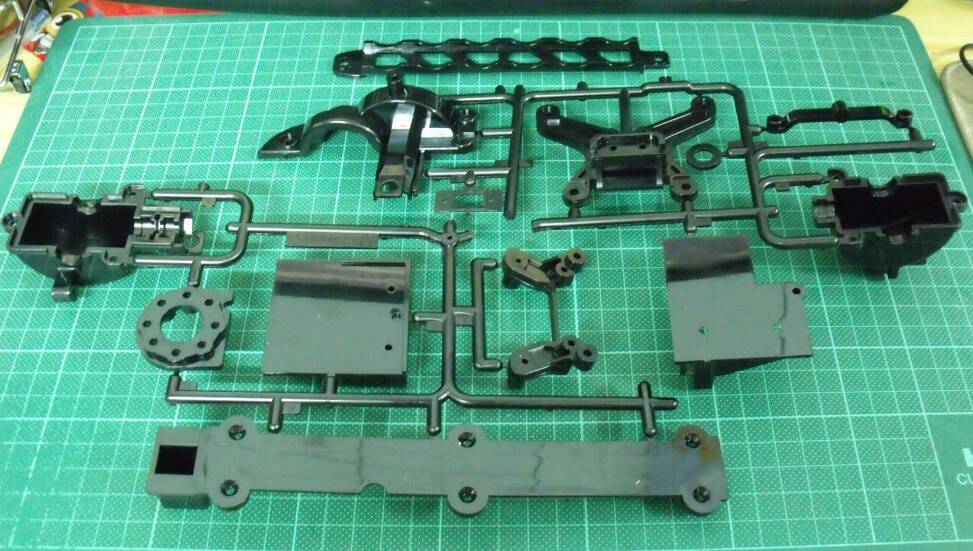 A部品..底盤配件與避震座..