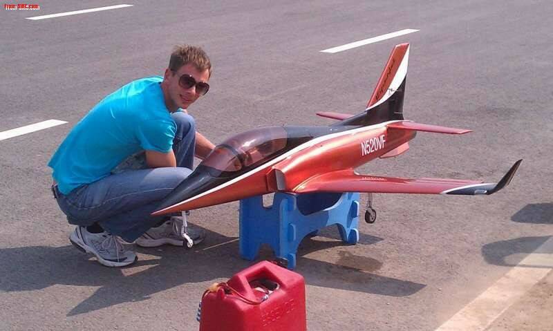 Alex from Swiss and his SPARK viper jet，power by SPARK T12(12Kg thrust)