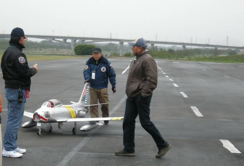 F-86F 軍刀機