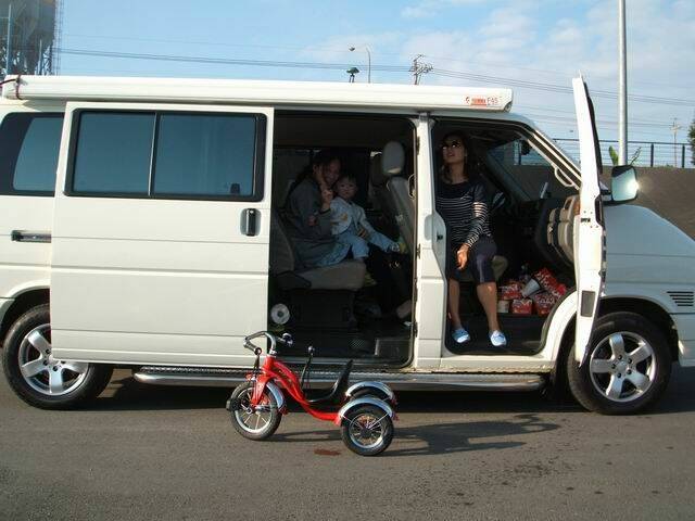 小魔王的.一勾三輪車.jpg