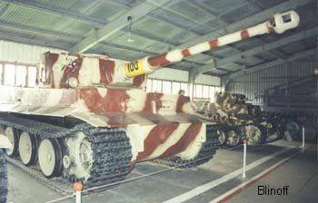 虎型HEAVY TANK.jpg