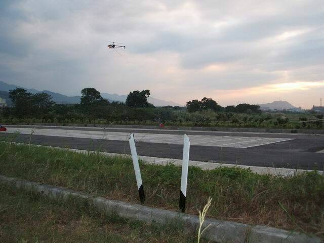 珍珠黑白槳新墳場.jpg