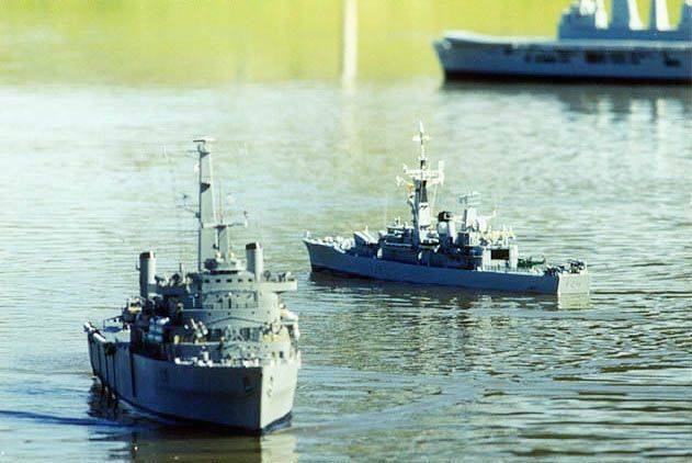 油料補給艦