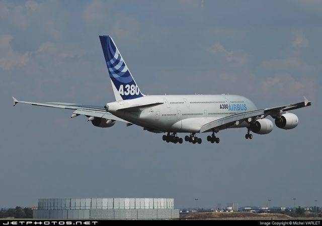zselnet3608-airbus380-F-WWDD.jpg.71753.jpg